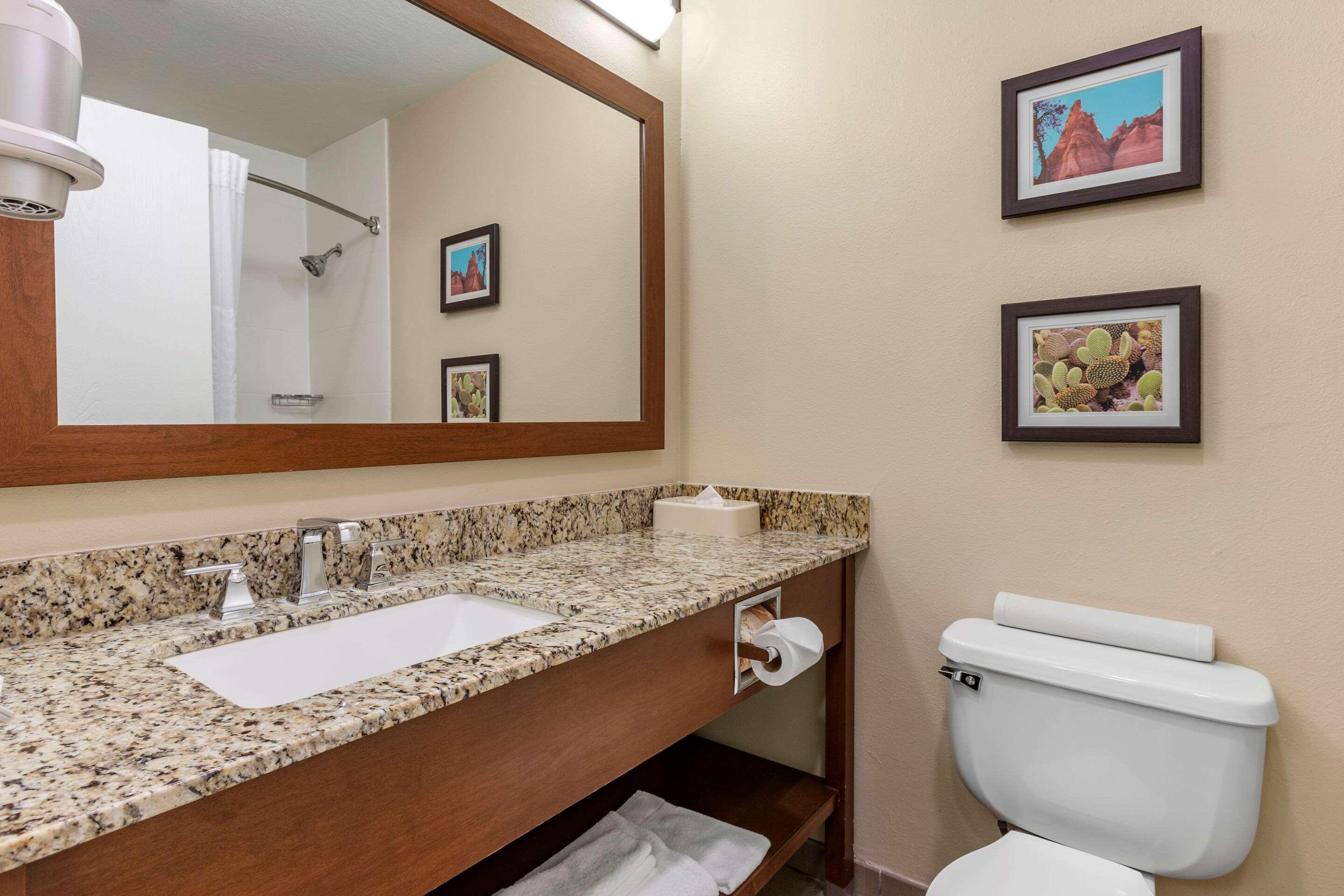 Wingate By Wyndham Los Alamos Exterior foto